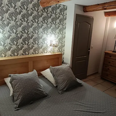 Du Riage Classé 3 étoiles Près D 'anduze , Cévennes *